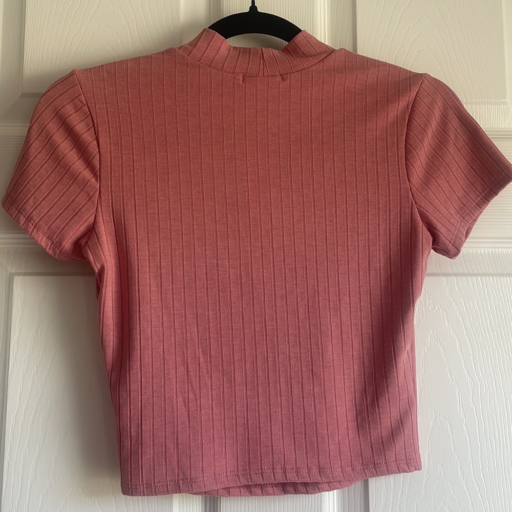 Bozzolo Ribbed Crop Top - Picture 2 of 3